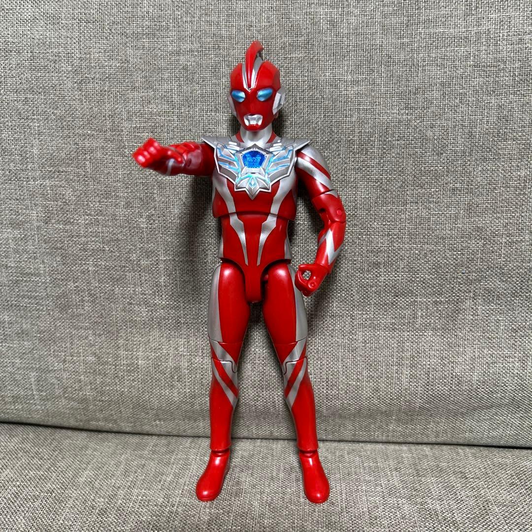 ウルトラマンオメガ　DXレキネス　トライガロン　ヴァルジェネス