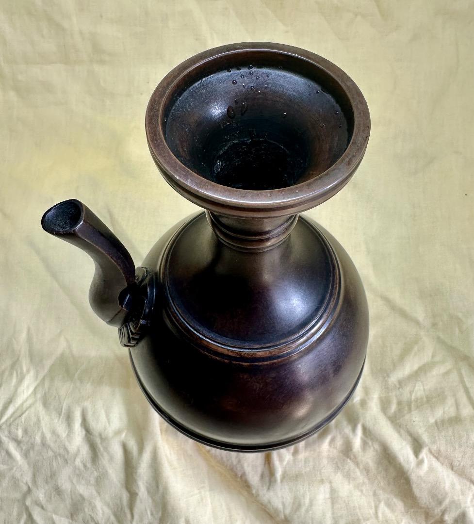 銅製・古ギリシャ型酒壺・精工華麗彫刻