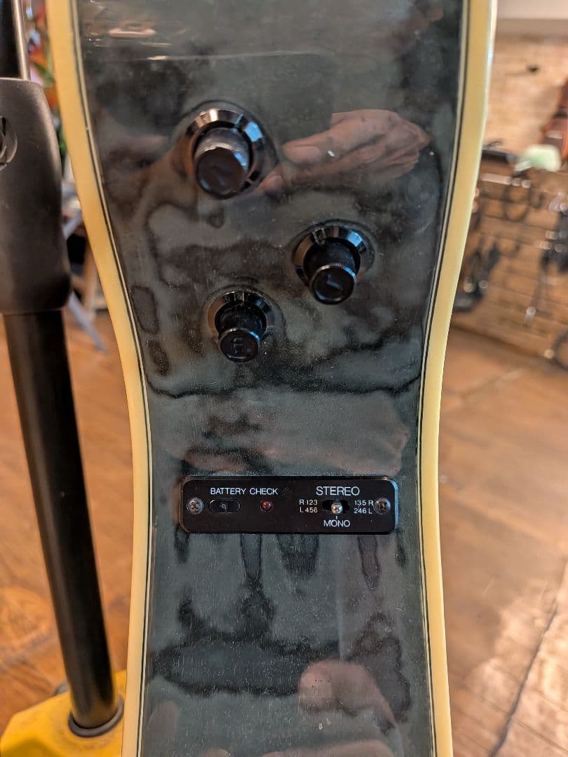 Yamaha APX-IOS ブラック ギター ハードケース付き