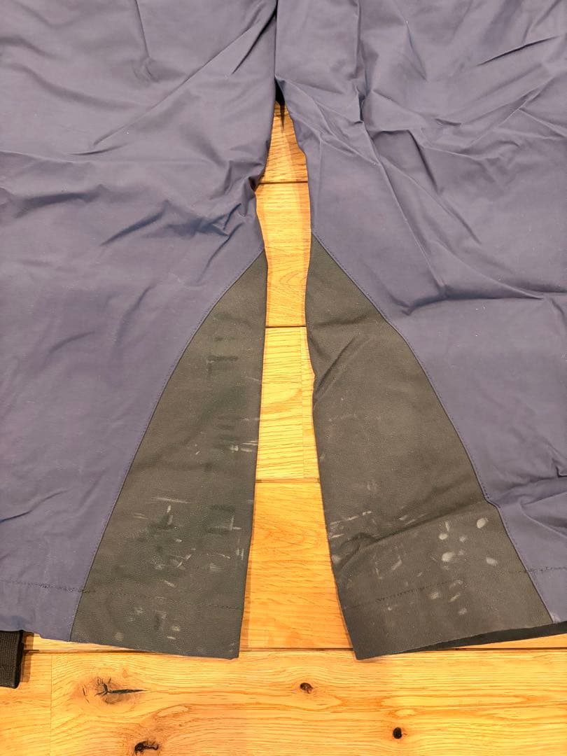 モンベルスキーウェア一式（5点）：上下ウェア（160）+手袋+マスク+ゴーグル