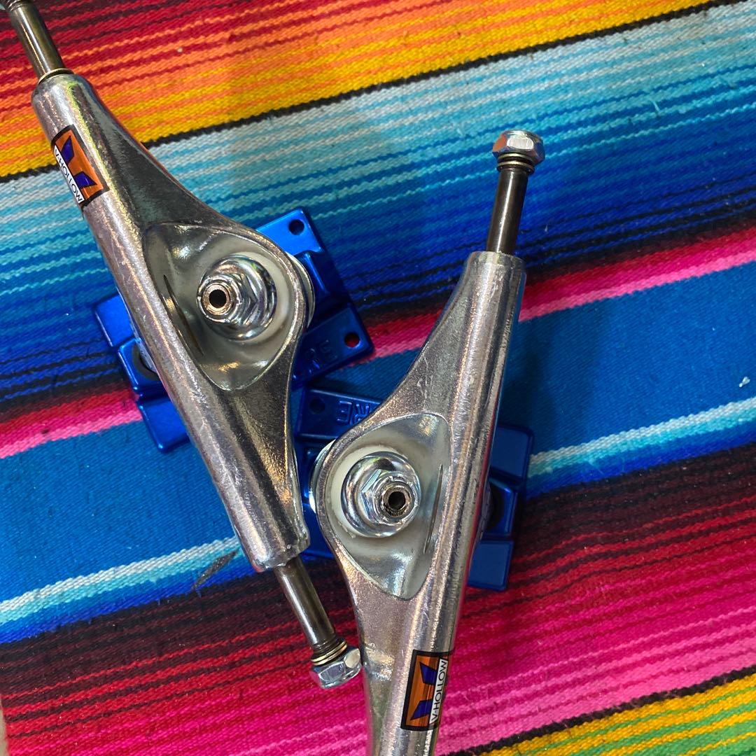 ベンチャーYUTO V-HOLLOW トラック シルバー/ブルー5.2H