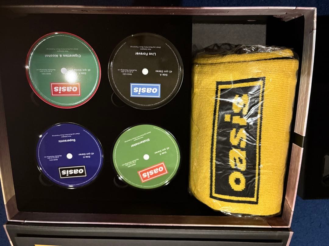 タ*ラ様 Oasis Fan Package VIPノベルティボックス　エディン