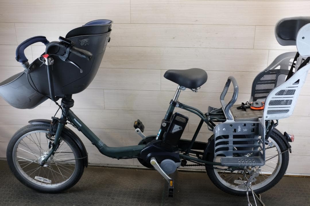 A )パナギュット　20インチ3段　13.2Ah（5点灯）充あり キー追加