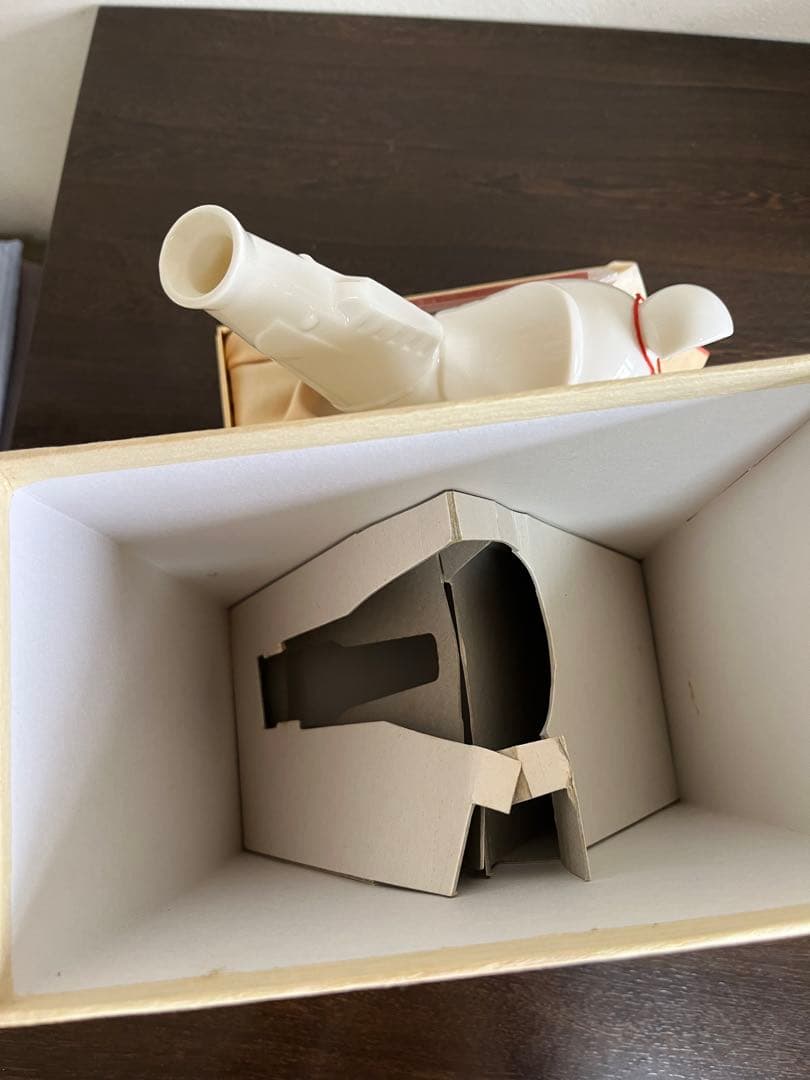 ウイスキー空瓶箱付