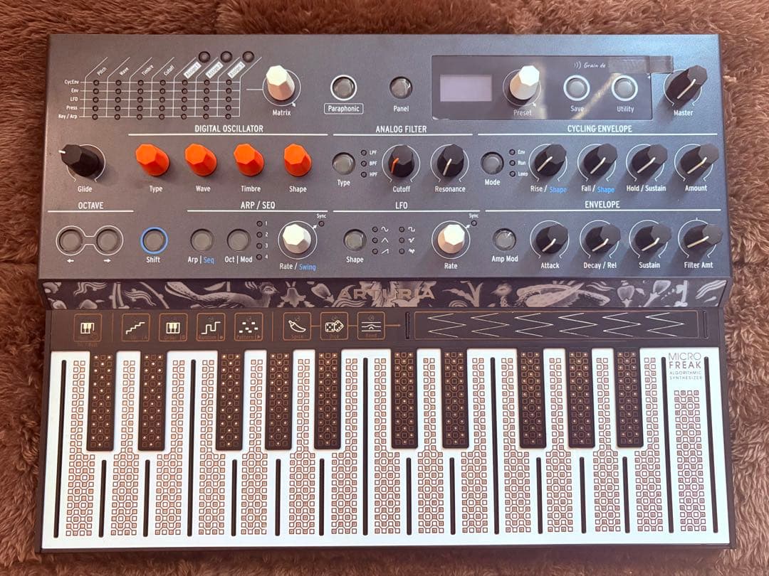 ARTURIA MicroFreak ハイブリッド・シンセサイザー 美品 元箱付