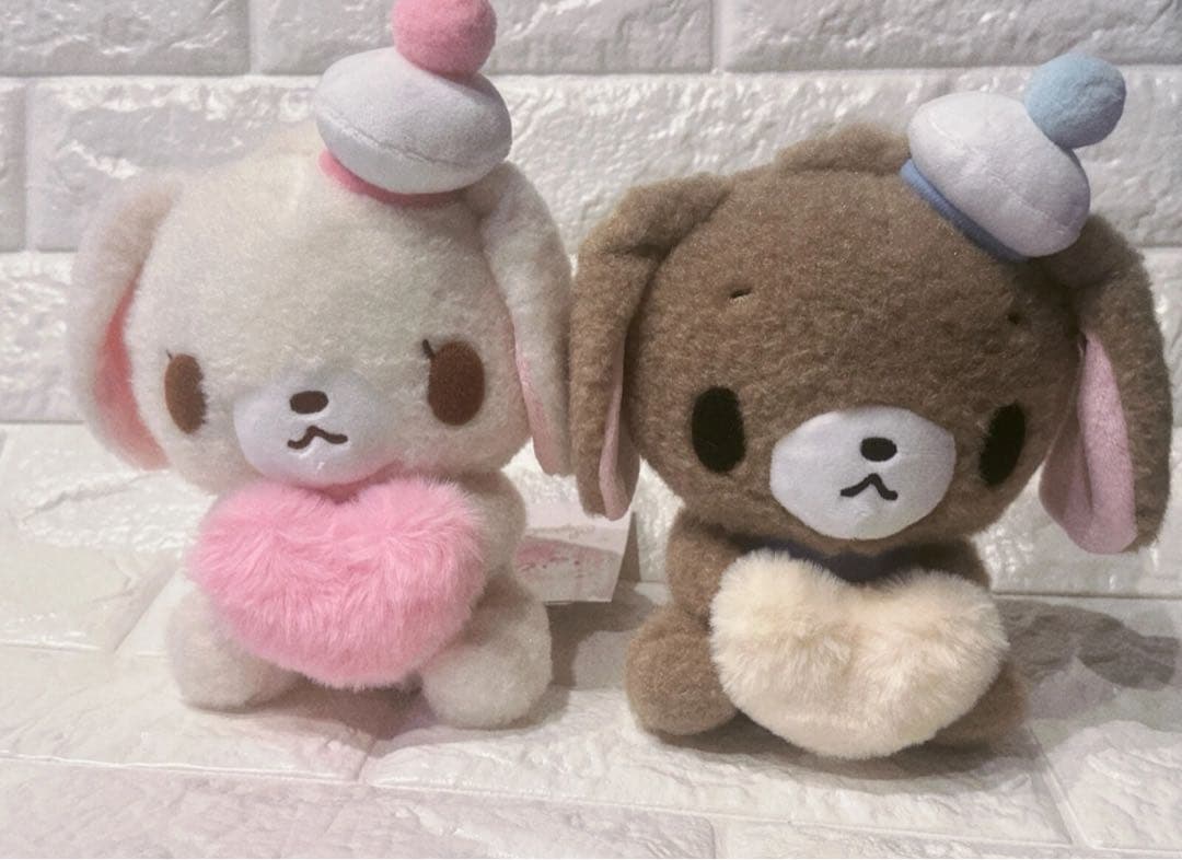【新品タグ付き】シュガーバニーズ ぬいぐるみ ふわふわハート くろうさ&しろうさ