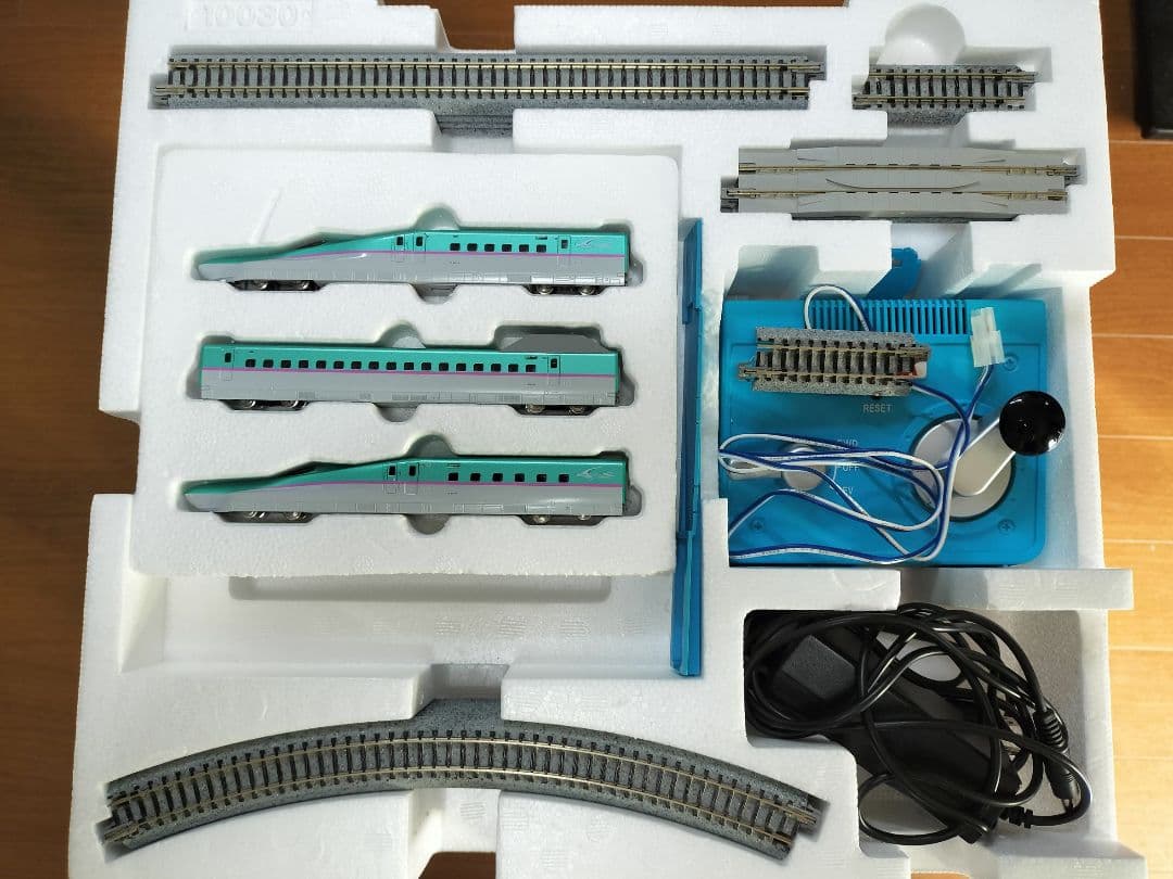 KATO E5系新幹線はやぶさ Nゲージ スターターセット＋増結セットA(3両)