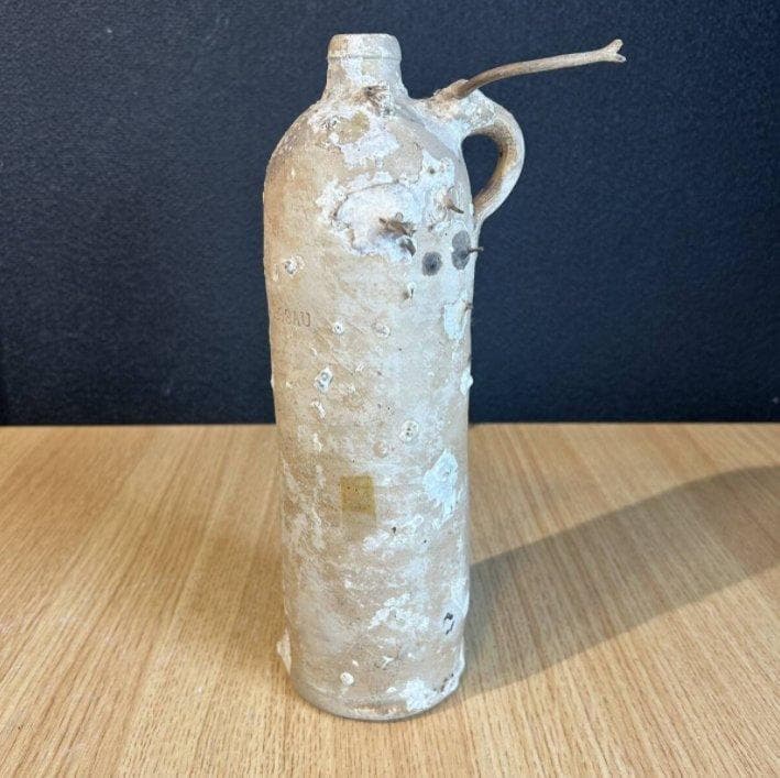 S8020　年代物　ナッソー　陶器　ボトル　1800年代〜1900年代