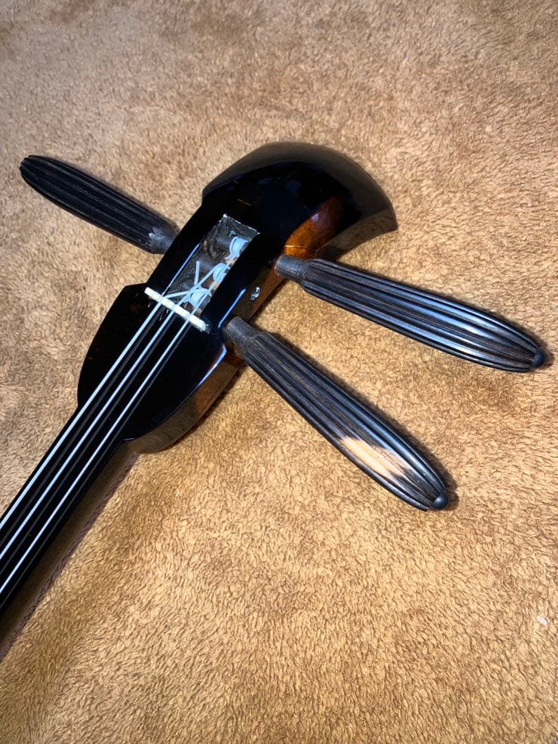 沖縄三線最高峰八重山黒木真壁型本皮一枚張りスンチ塗りウズラミ期間限定の出品