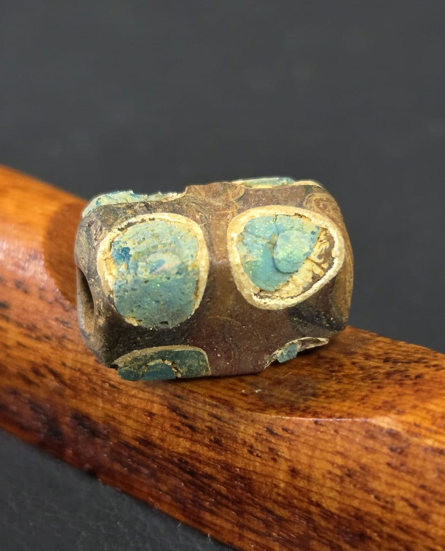 796とんぼ玉　蜻蛉玉　貼眼扁方玉　骨董　貴重　珍品 ！