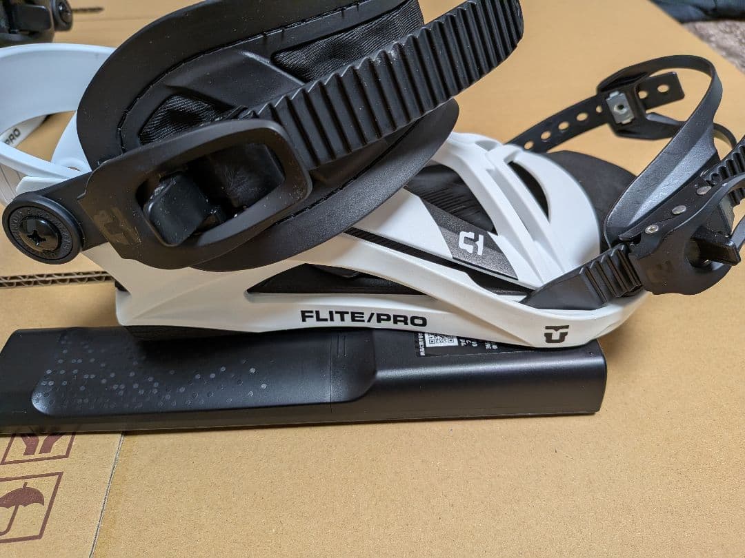 UNION FLITE/PRO スノーボードビンディング ホワイト