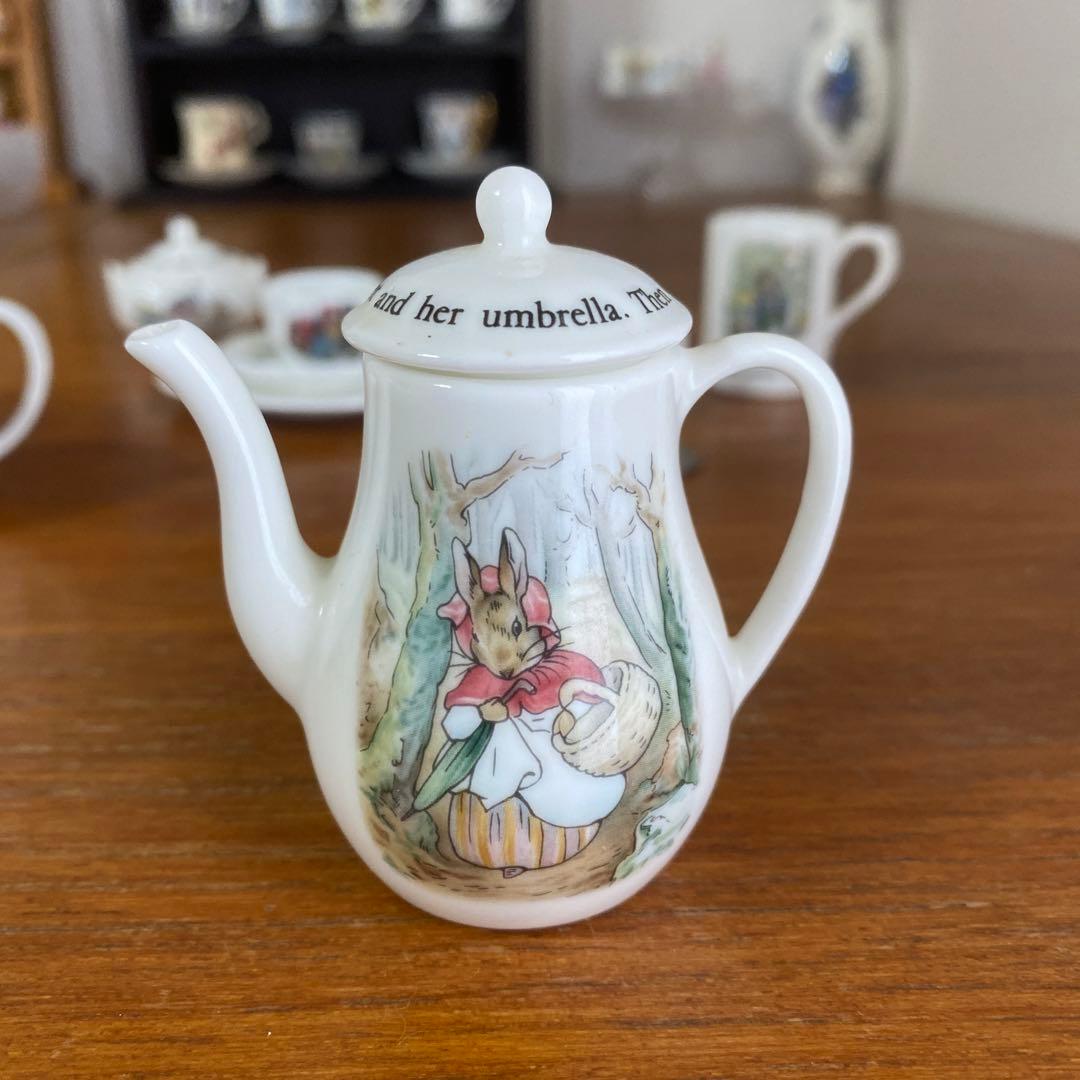 ウェッジウッド　ピーターラビット　ミニチュア　ティーセット　コーヒーセット
