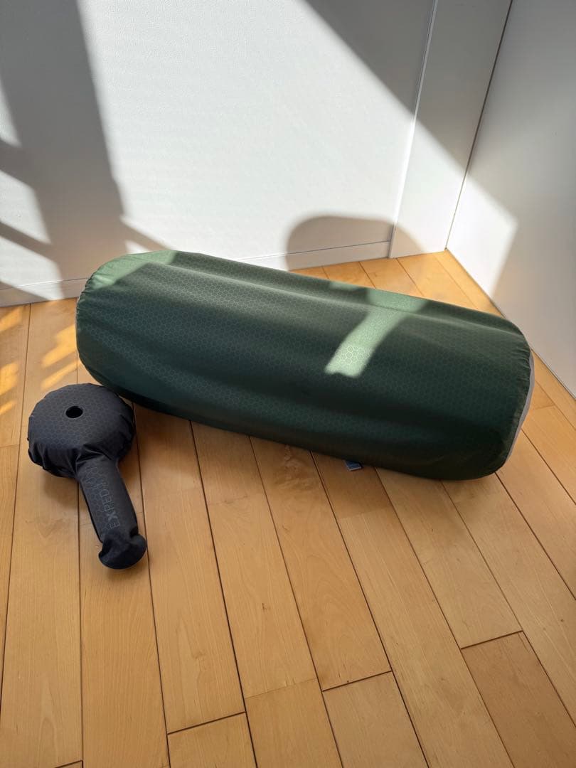 EXPED MegaMat 10 MW グリーン