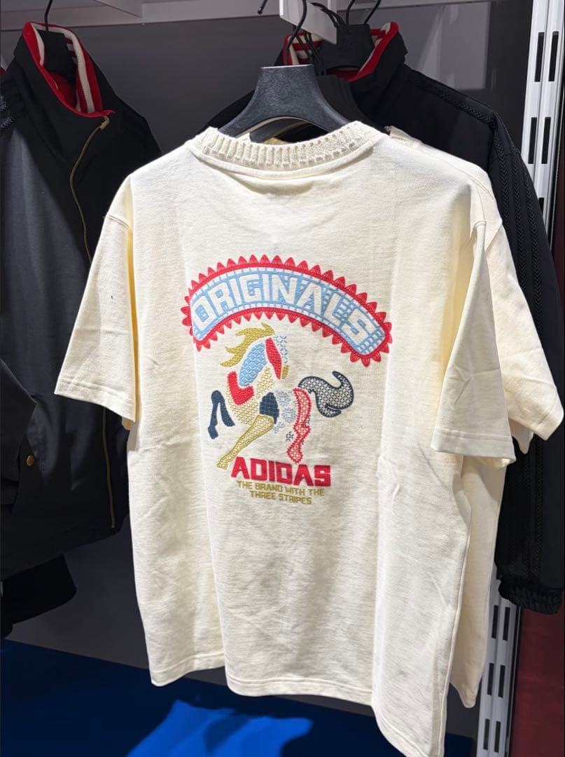 新品M Adidas FW25 CNY 馬年限定 半袖Tシャツ KT0713