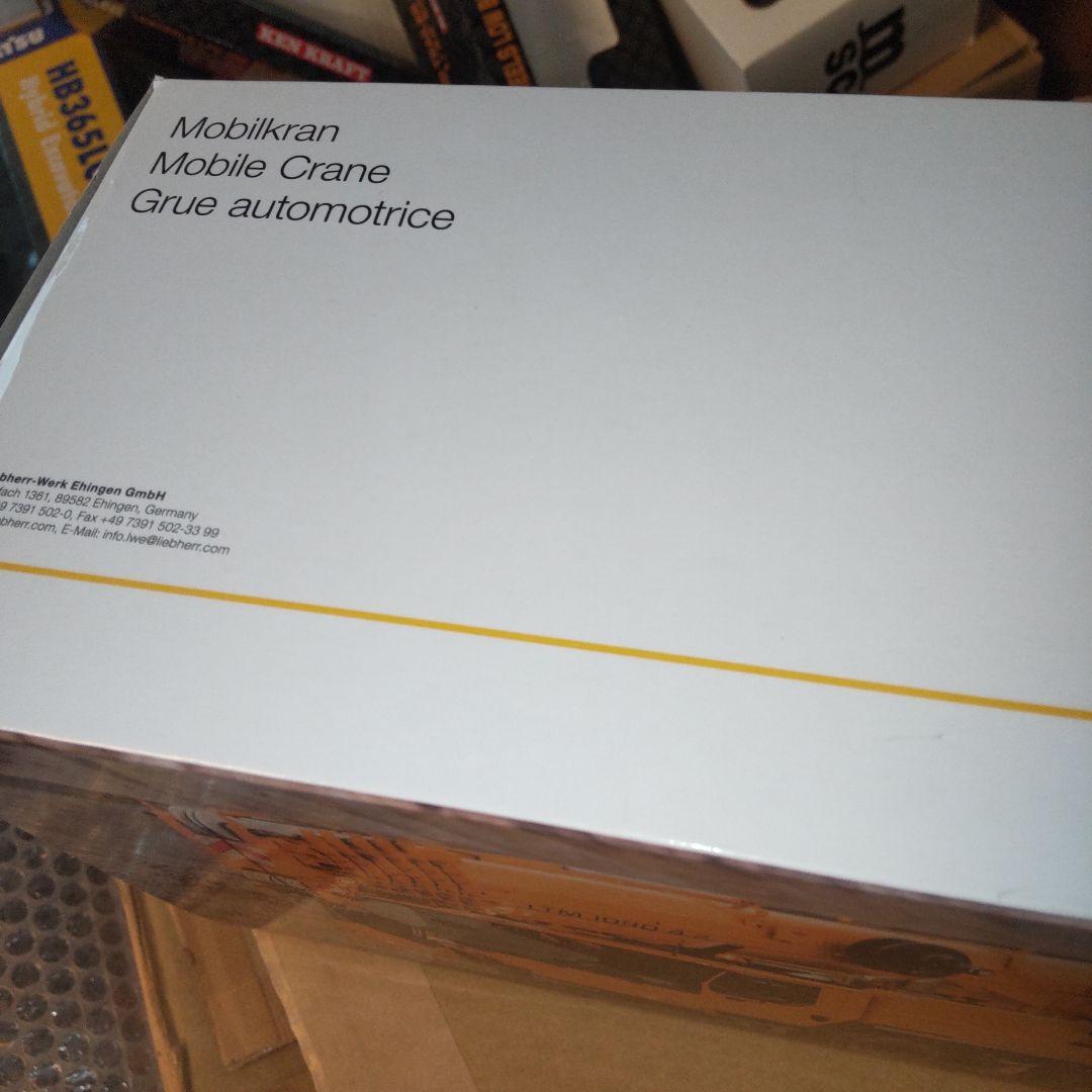 Liebherr LTM 1090-4.2 モバイルクレーン