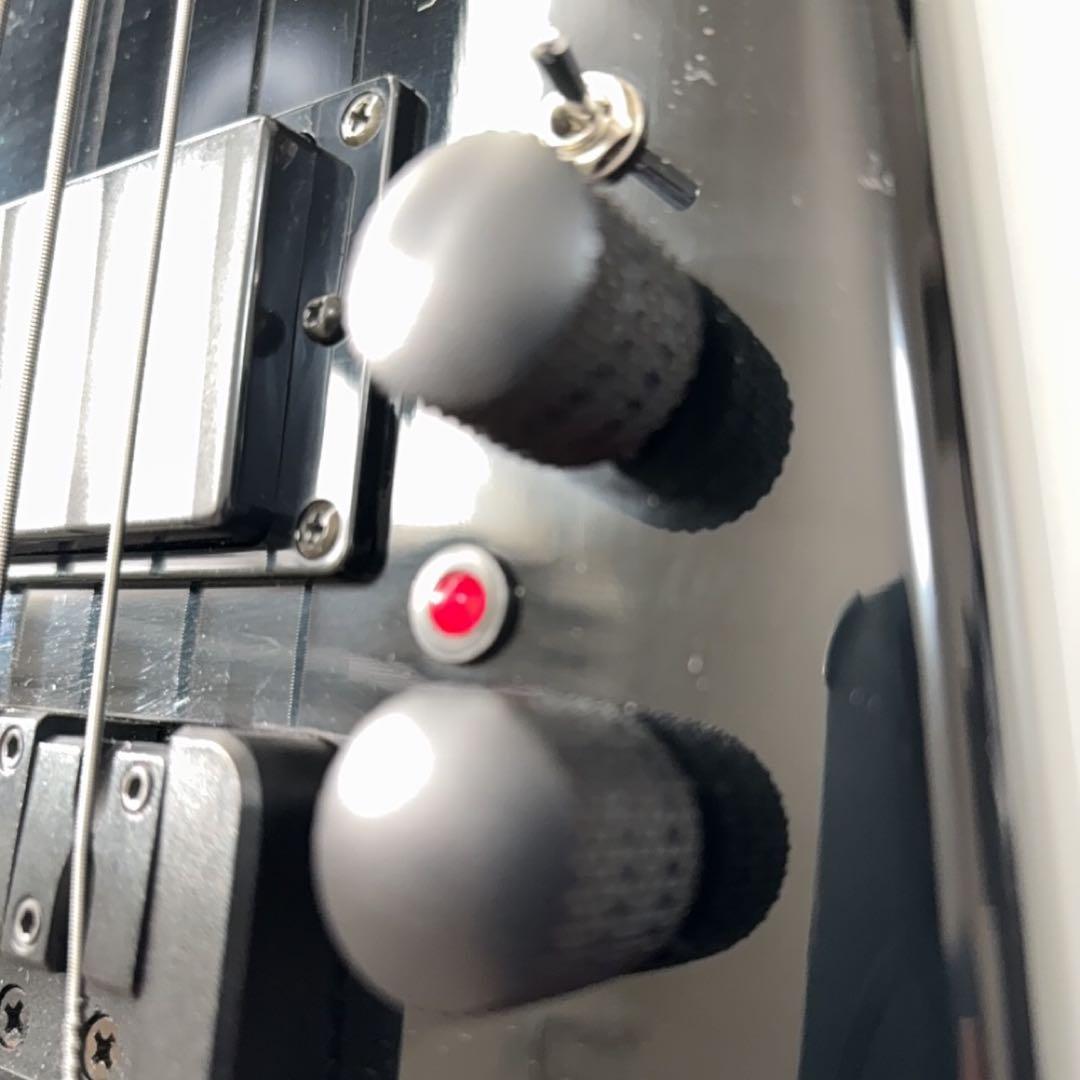 美品　ベース　ヘッドレス　HOHNER B2A-B アクティブ　最終売価