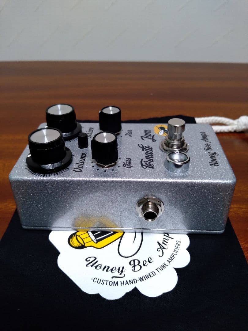 ウーバージャム HoneyBee Amps / Tornado Jam