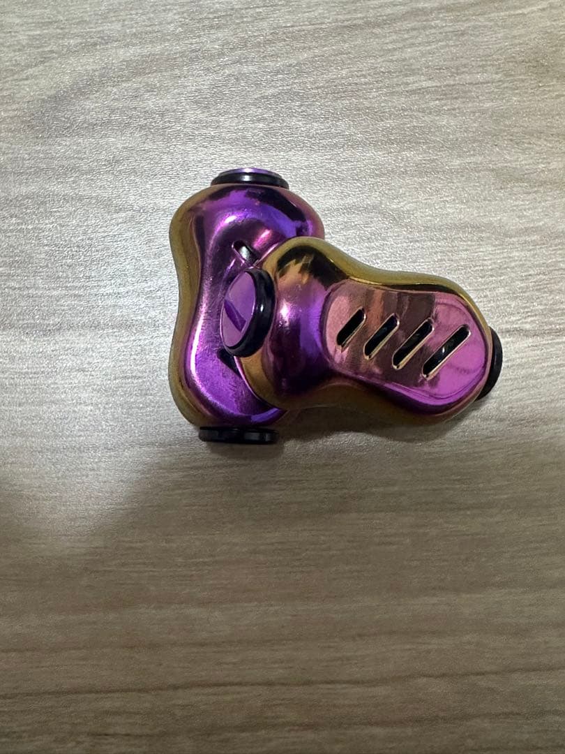 リブレ×スクイッドマニア　MADCROW オーロラゴールド　フィーノノブ