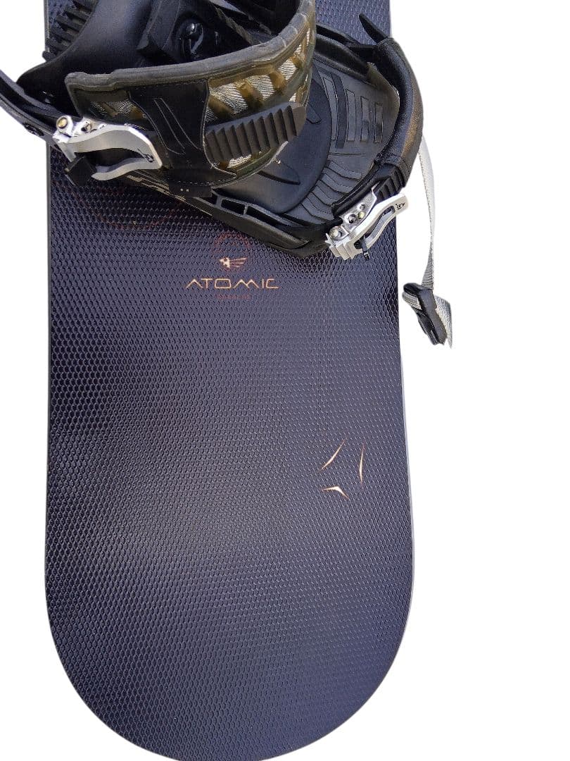 【美品】スノーボード ATOMIC 144cm ビンディング ケース付き