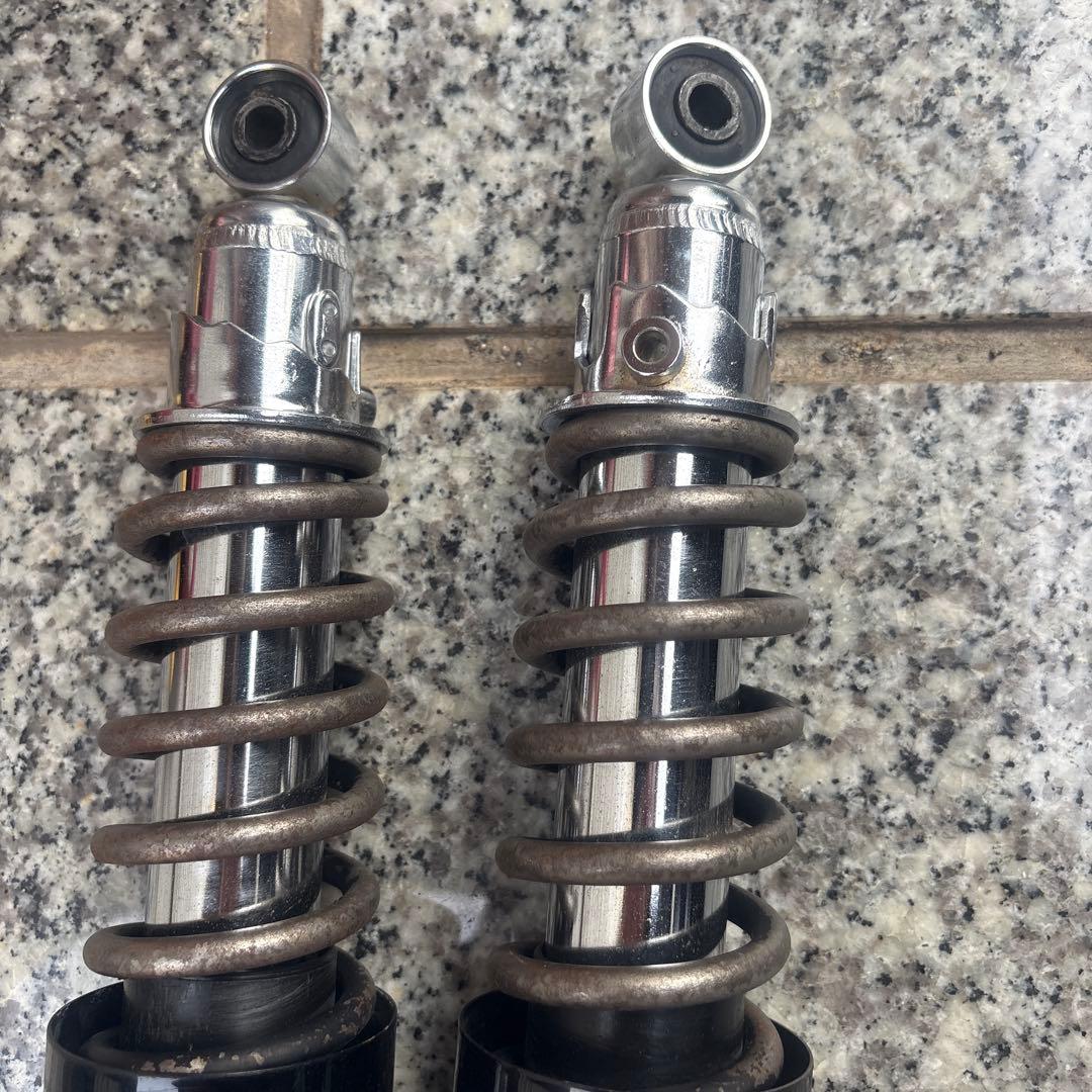 ☆250tr車高上げ☆w650 リアサスペンション