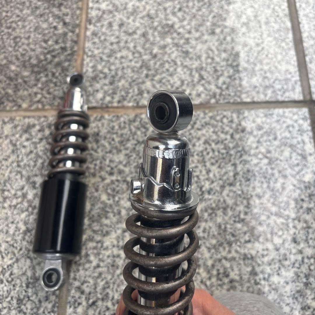 ☆250tr車高上げ☆w650 リアサスペンション