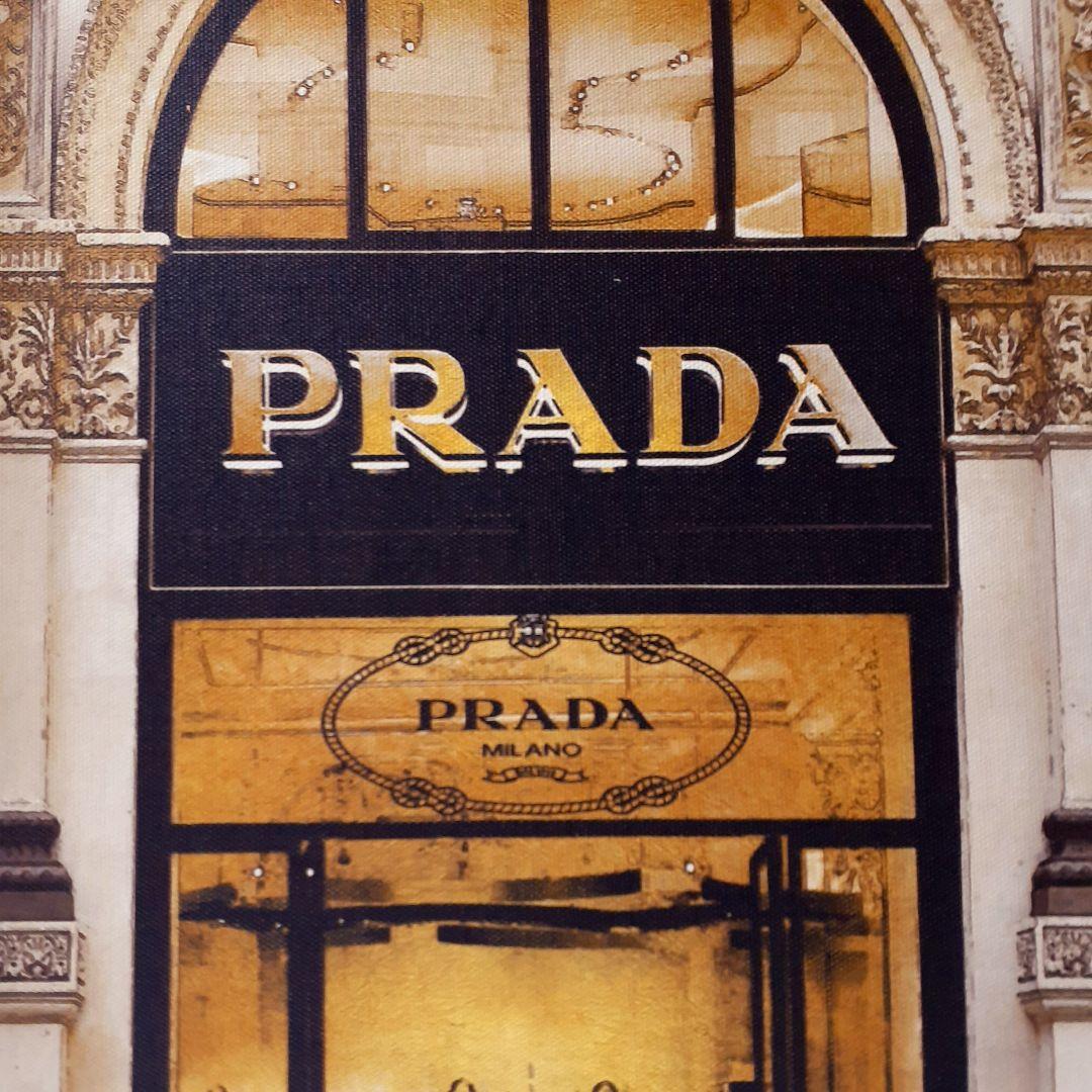 輸入雑貨　オマージュキャンバスアートパネル　『PRADA』　エントランス