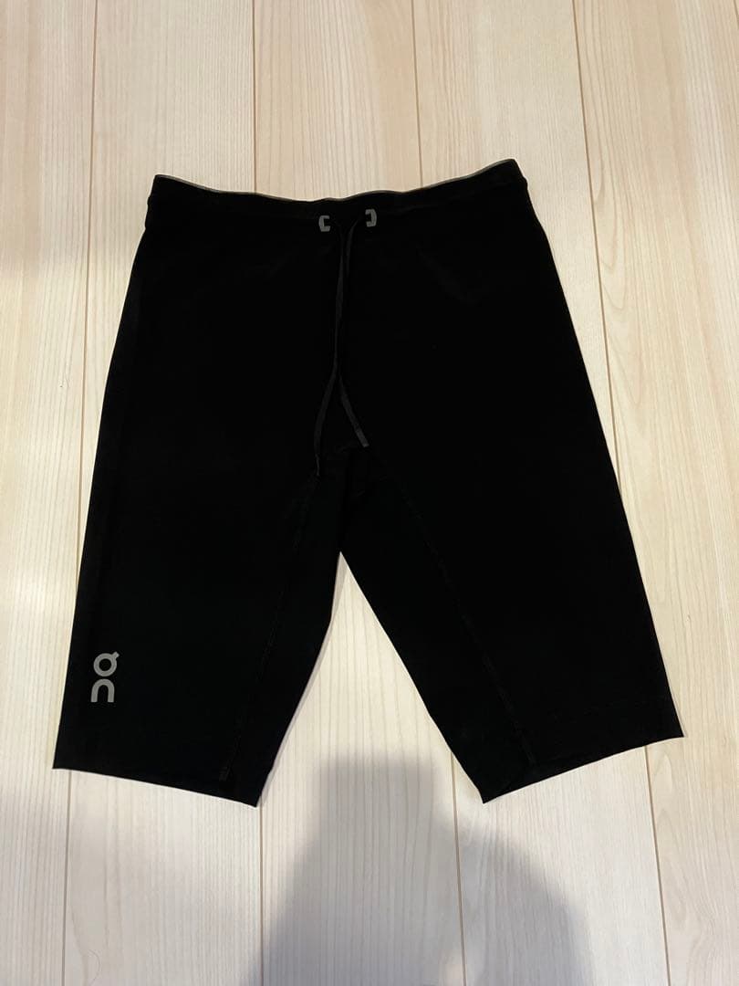 on ランニングタイツ