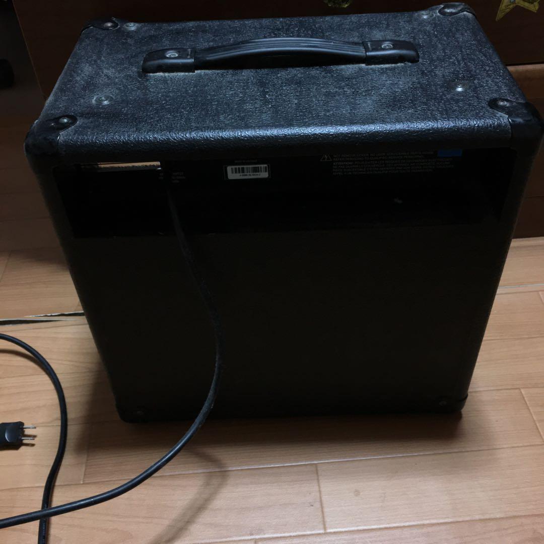 Marshall MB 15 ベース用アンプ