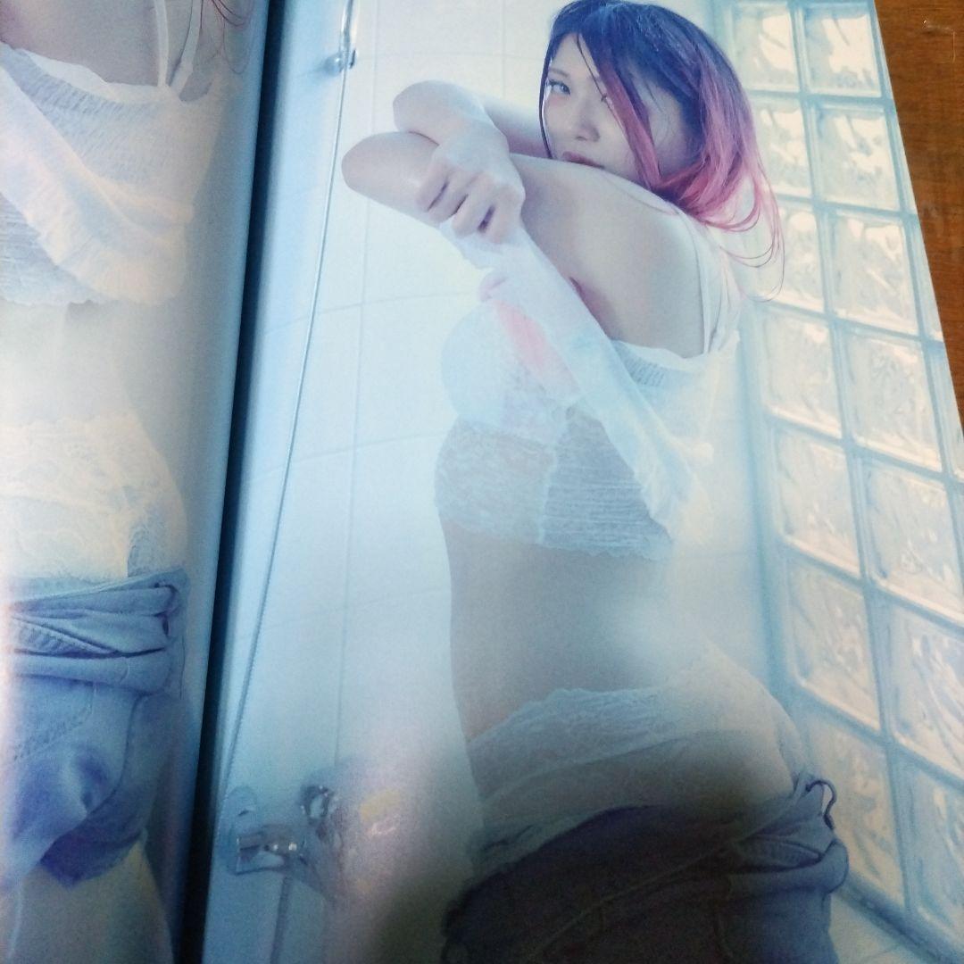 林下詩美、写真集、 STARDOM 写真集