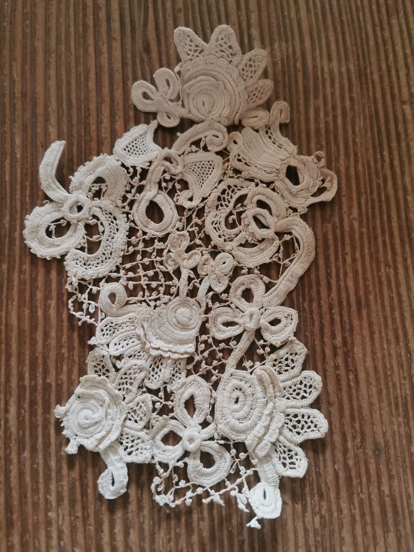 アンティーク アイリッシュクロシェレース 多層パンジー向日葵三つ葉 手編ドイリー