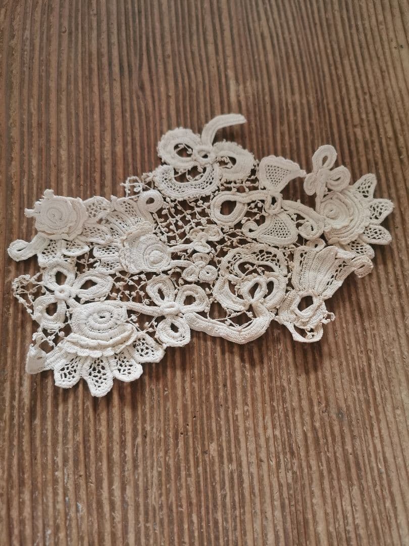 アンティーク アイリッシュクロシェレース 多層パンジー向日葵三つ葉 手編ドイリー