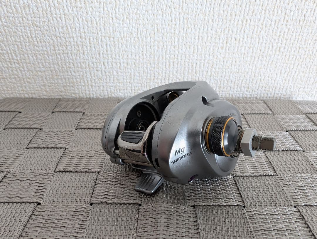 シマノ　09アルデバランMG　ノーマルギア　右ハンドル　ジャンク