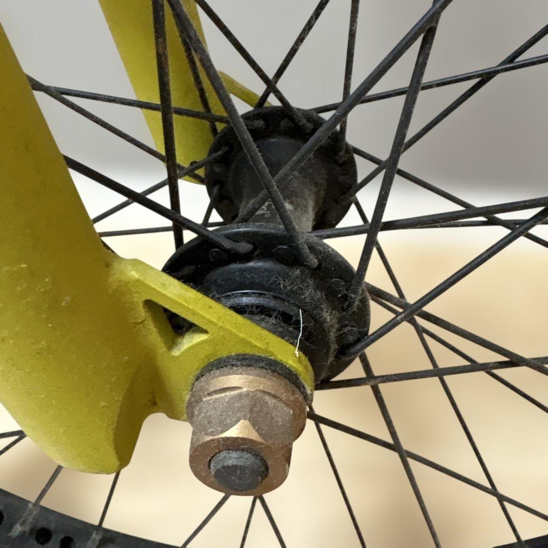 BMX フライバイク fly bikes イエロー ニュートロン　本体