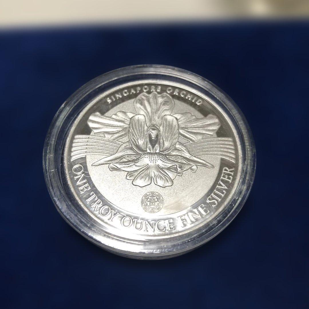 シンガポール　 マーライオン　純銀 1オンス　銀貨