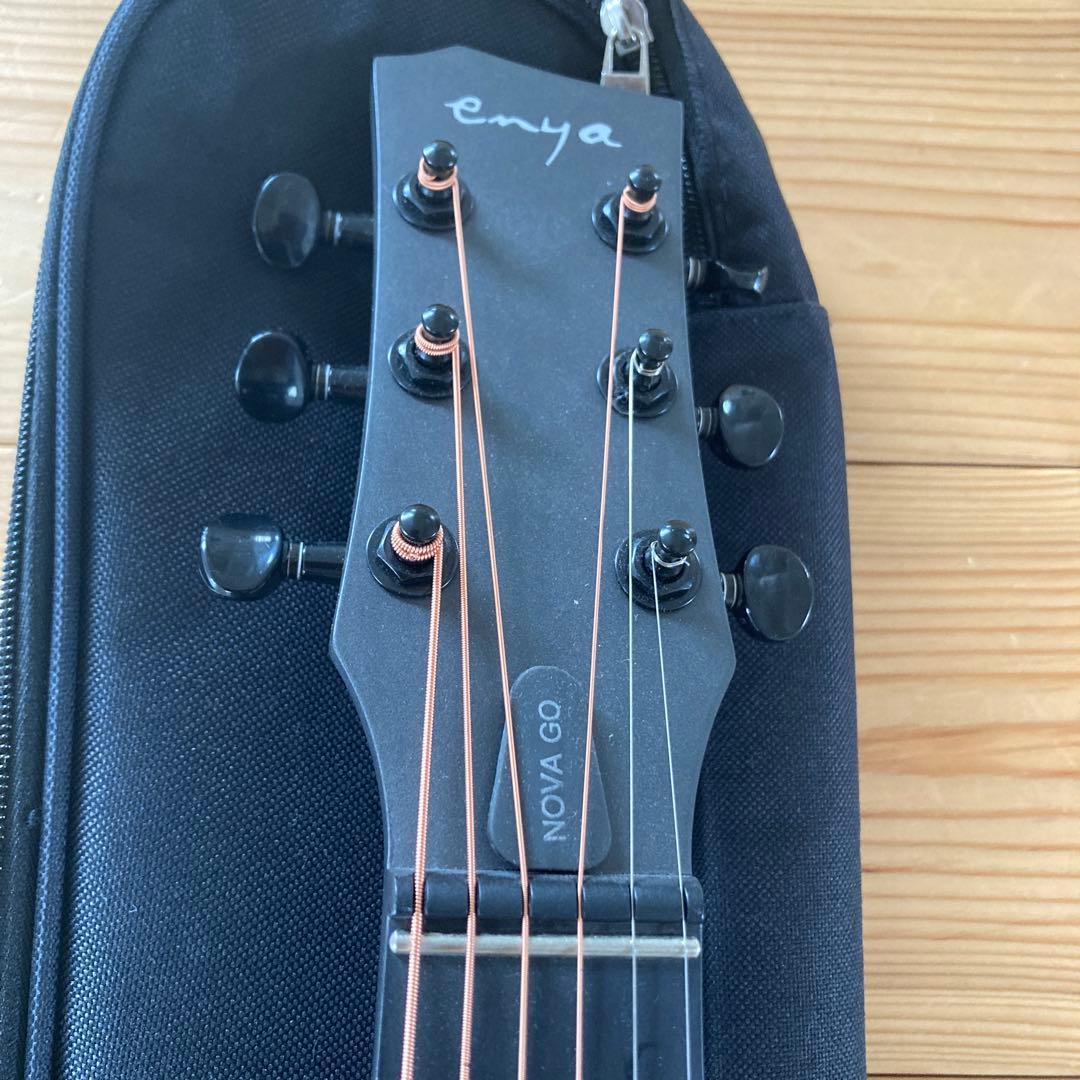 エンヤ　ゴー　enya go スリムボディ アコースティックギター ブラック