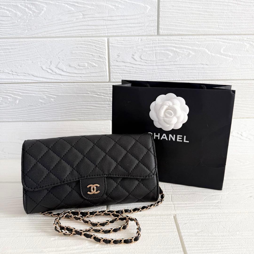 シャネル　CHANEL チェーンウォレットバック　ノベルティ
