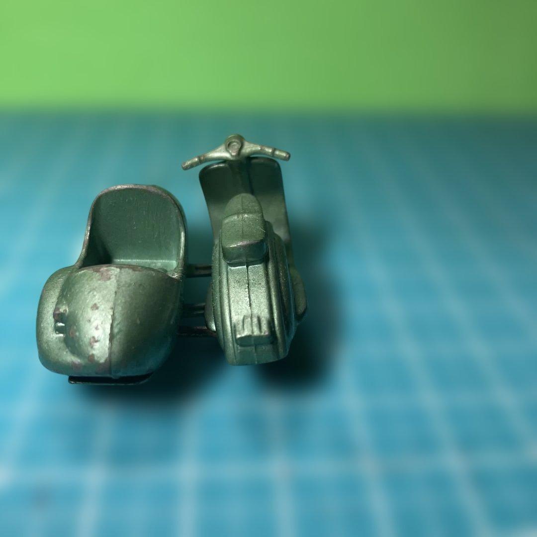 MATCHBOX レズニー スクーター No.36ランブレッター・サイドカー