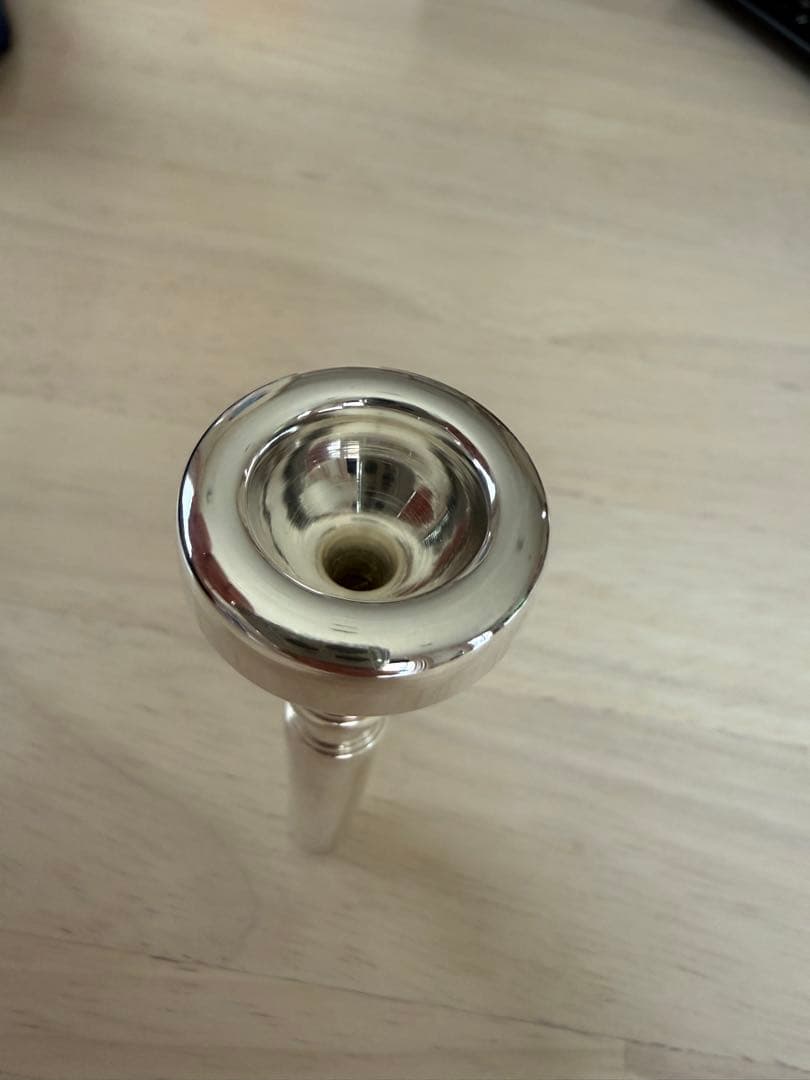 アトリエ・トシ　ホーカンハーデンベルガーモデル