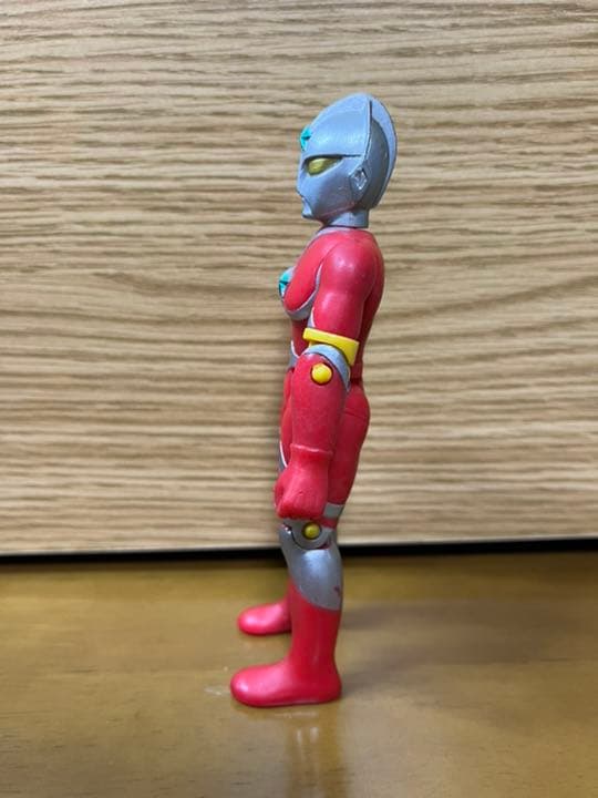 ウルトラマンジョーニアス　ザウルトラマン　フィギュア　ソフビ