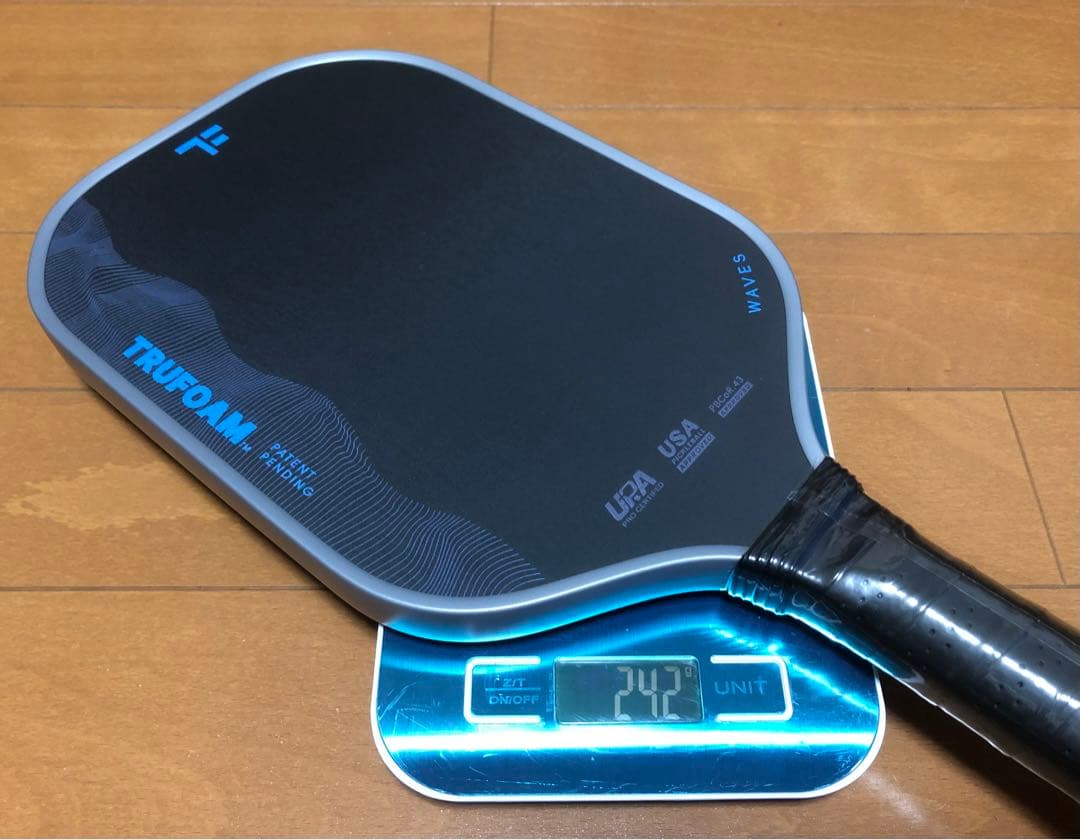 CRBN TruFoam TFW3 ピックルボールパドル