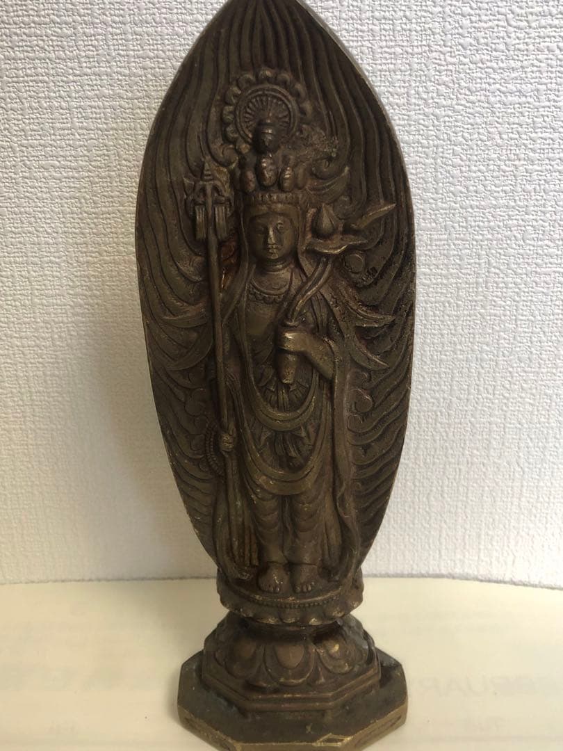 觀音. 立像，古铜製