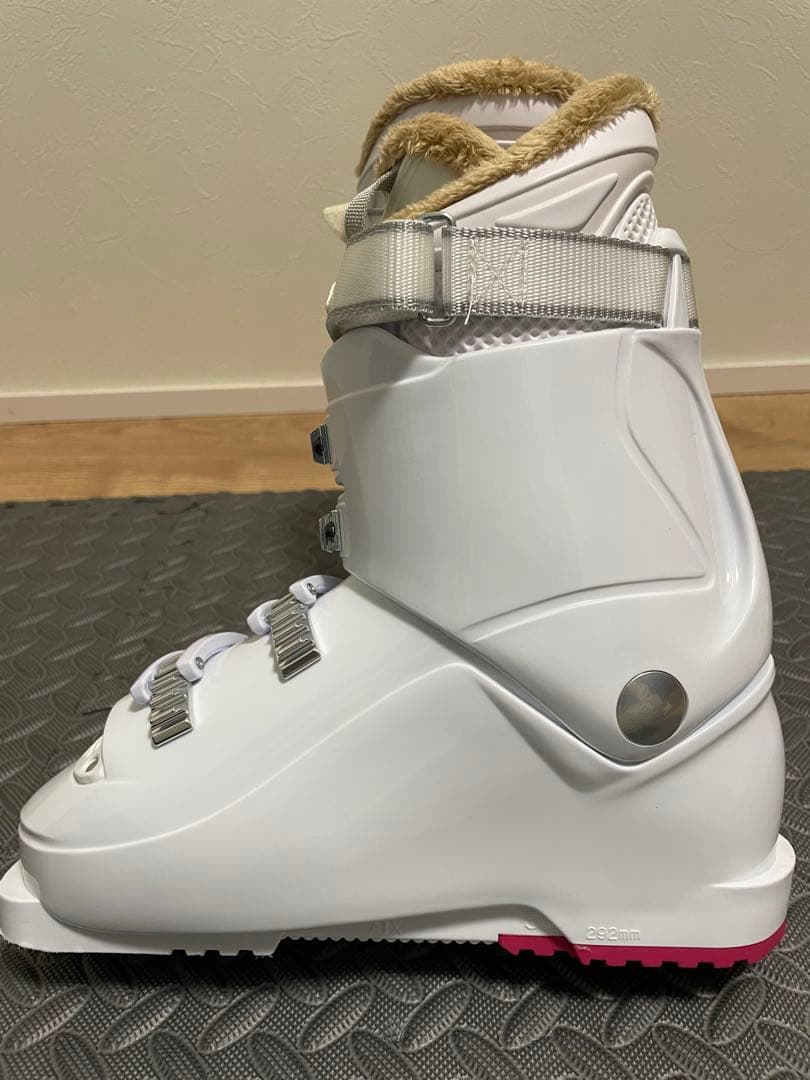 美品スキーブーツ　レディース用