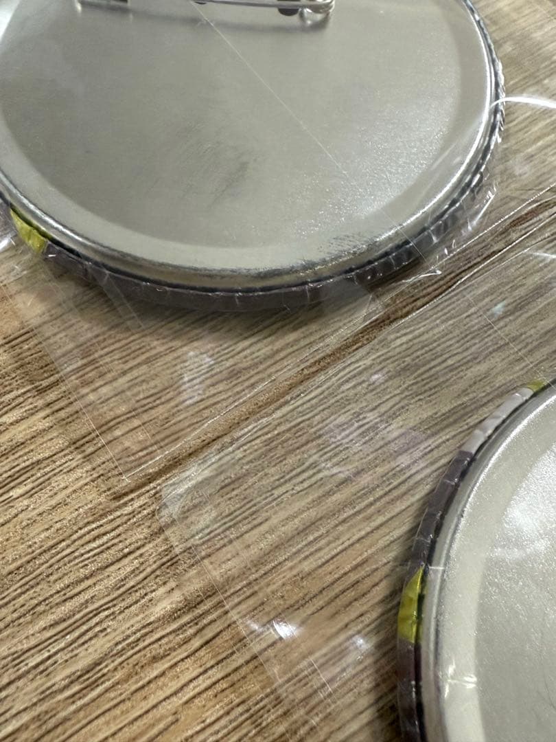 2個 DIABOLIK LOVERS 水戸 限定 逆巻 シュウ 缶バッジ ホロ