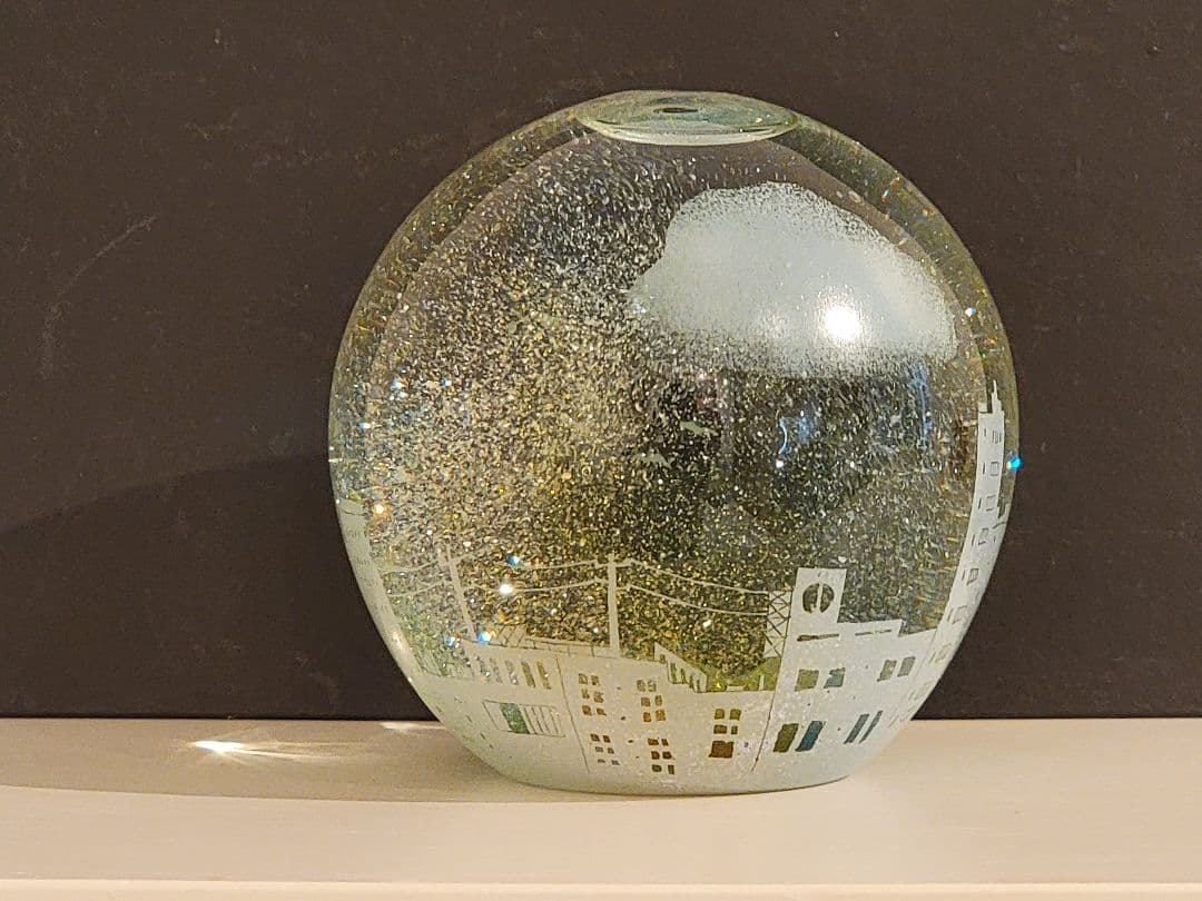 金津沙矢香さん　スノードーム