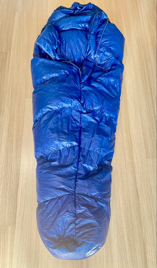 ダウンシュラフ1.2kg アウトドア・オートキャンプに快適 ぬくぬくで眠れる‼️