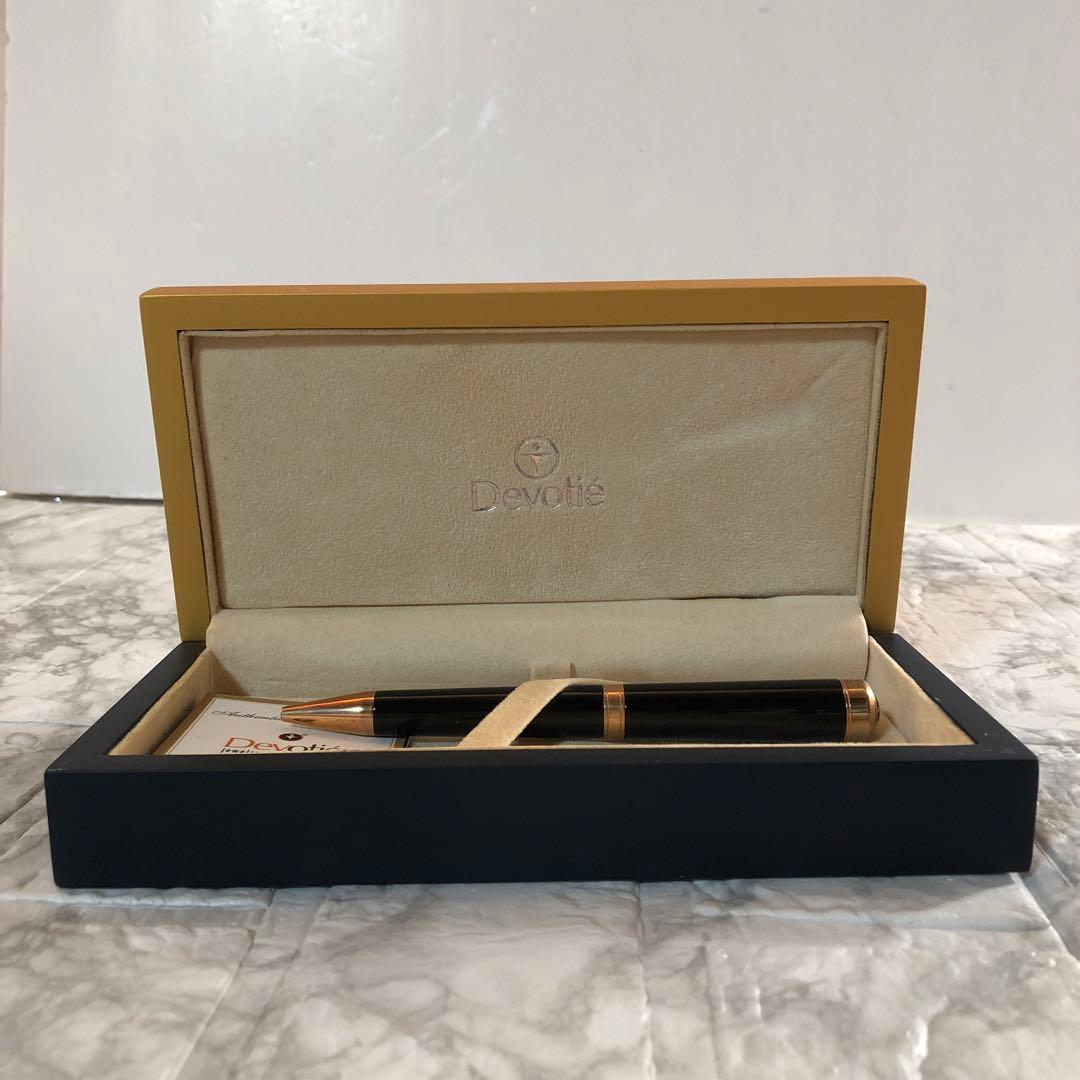 レア Devotié ボールペン 日本ではレア物になります。