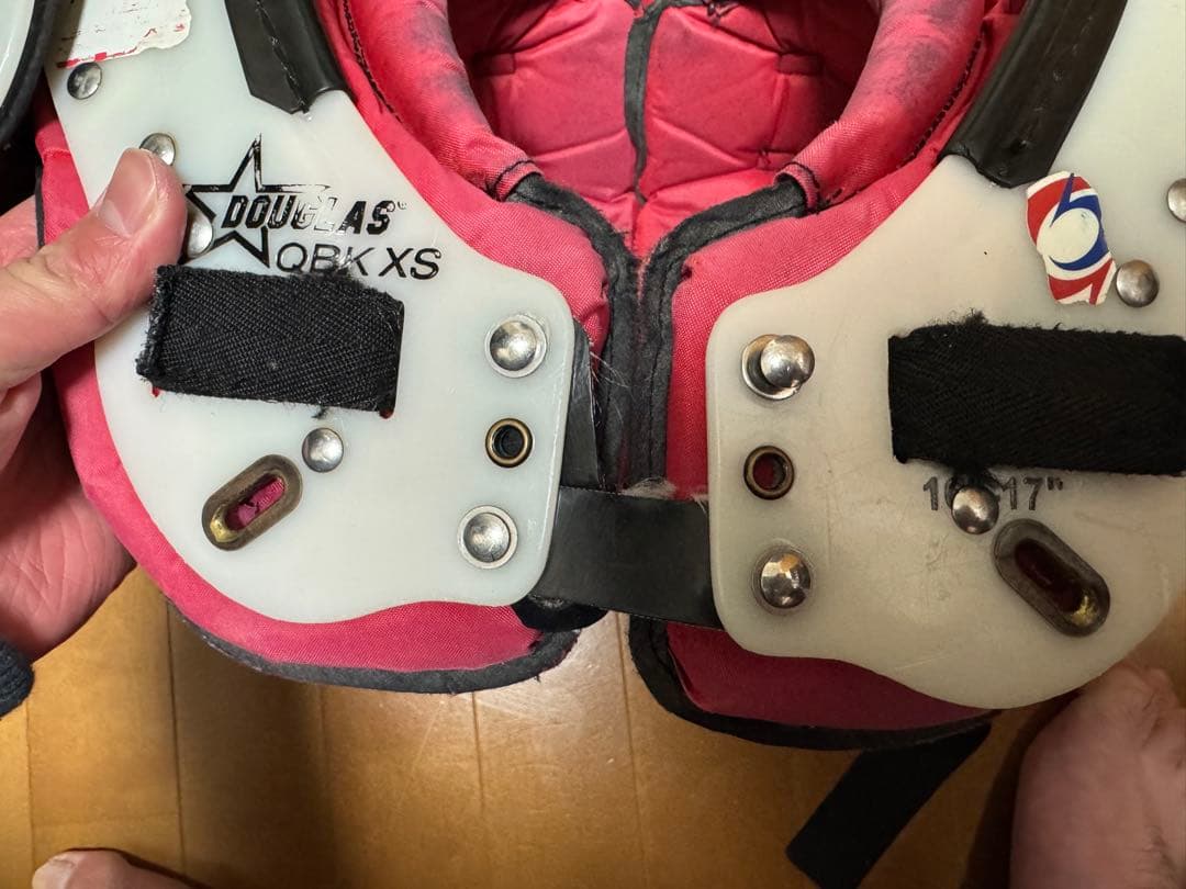 DOUGLAS QBK XSショルダーパッド