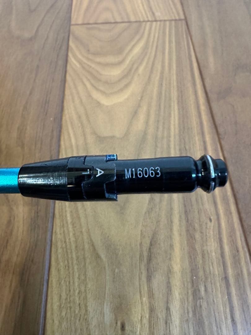 タイトリストスリーブ付 TOURAD GP 6X