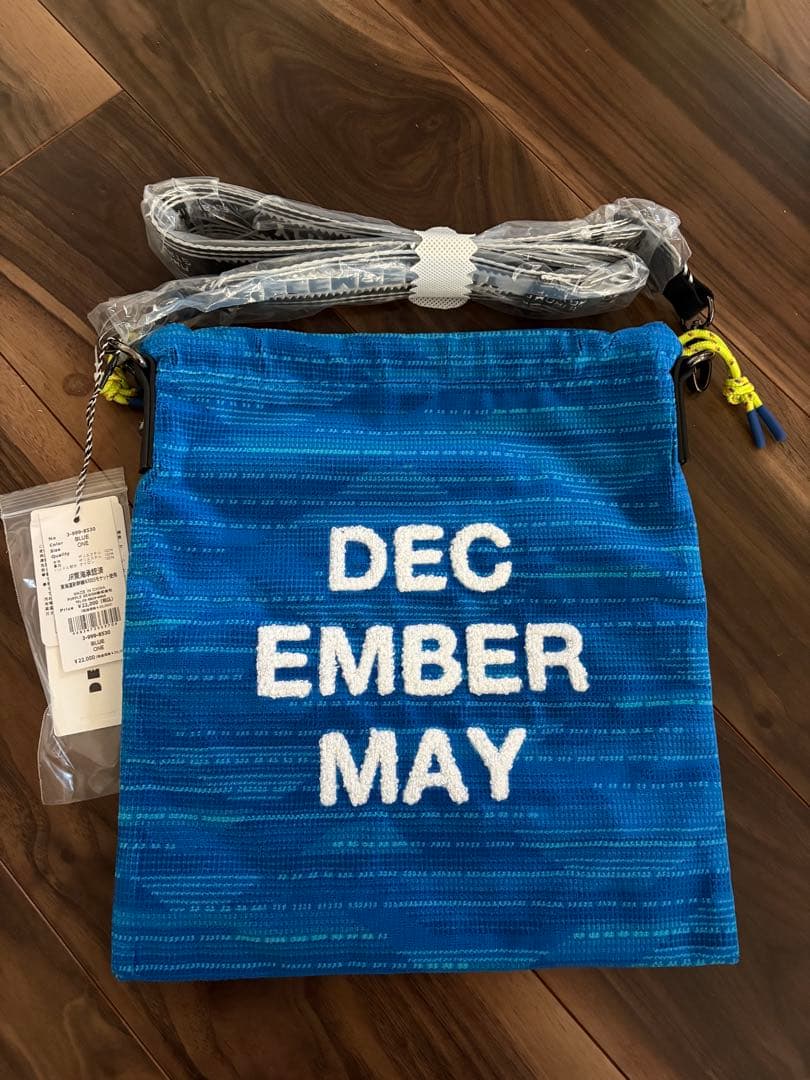 ディッセンバーメイショルダーバック