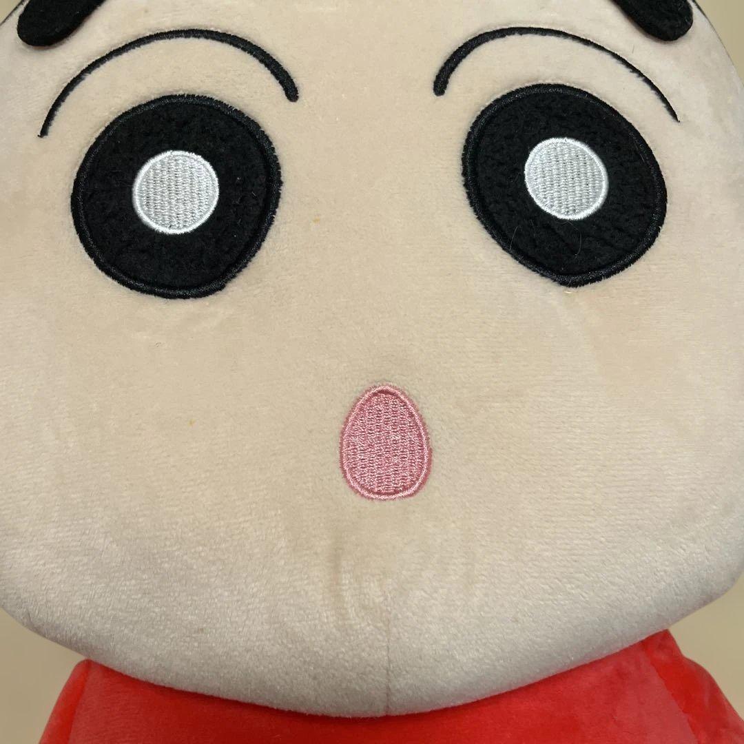 クレヨンしんちゃん　特大ぬいぐるみ
